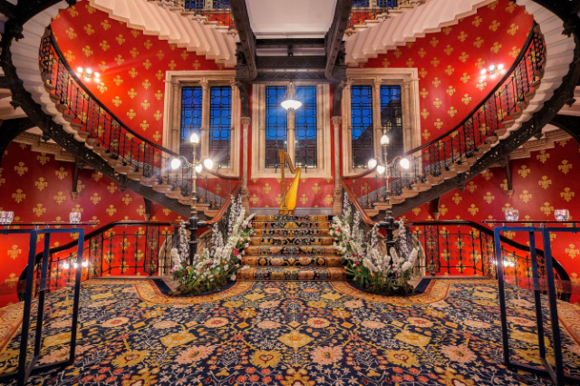 St. Pancras Renaissance Hotel London Schody - Euston Rd | Secret World Trip Planner