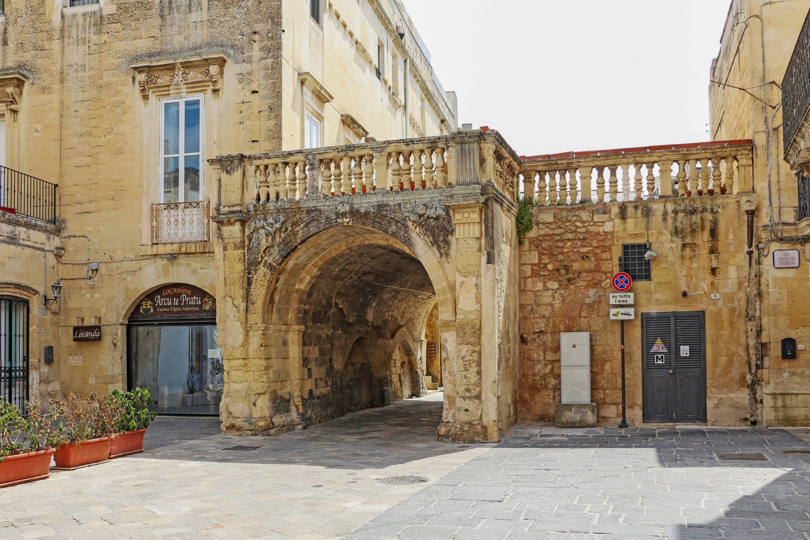 Lecce e l'Arco di Prato - Lecce | Secret World Trip Planner