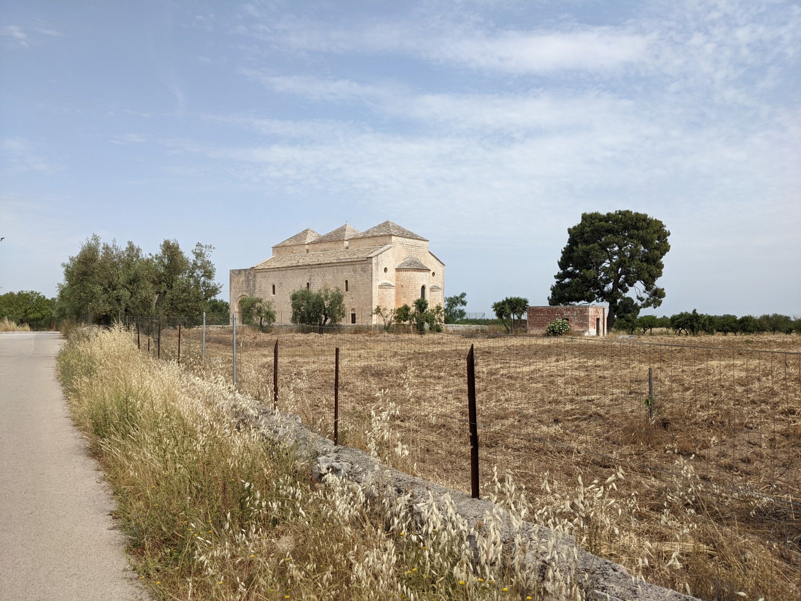 Chiesa romanica di Ognissanti a Valenzano - . | Secret World Trip Planner
