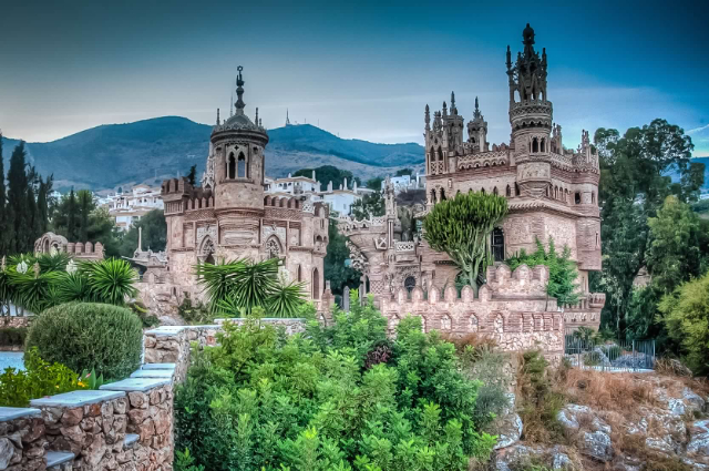 Замок Коломарес - Benalmádena | Secret World Trip Planner