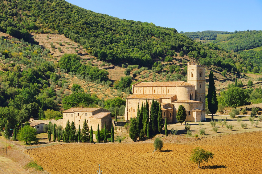 Abdij van Sant'Antimo - Castelnuovo dell'Abate | Secret World Trip Planner