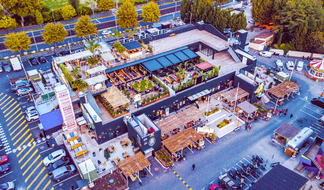 Mercado Lez - Montpellier | Secret World Trip Planner