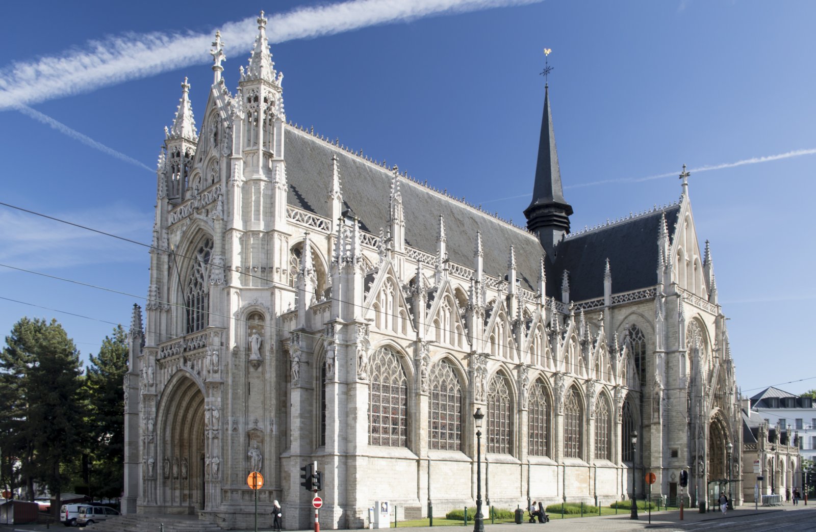The church of Notre Dame du Sablon (Our Lady of Sablon) - Bruxelles | Secret World Trip Planner