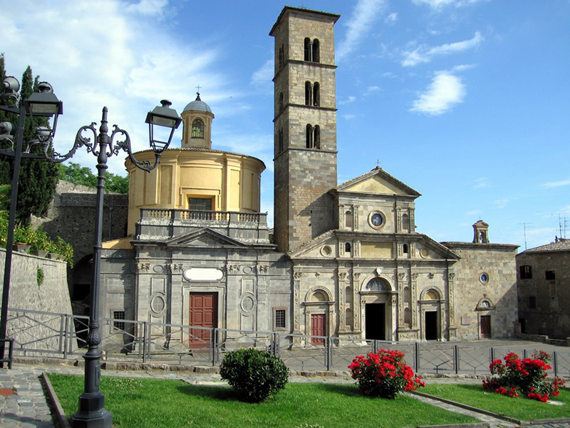 Bolsena : La Basilique de S. Cristina - Bolsena | Secret World Trip Planner