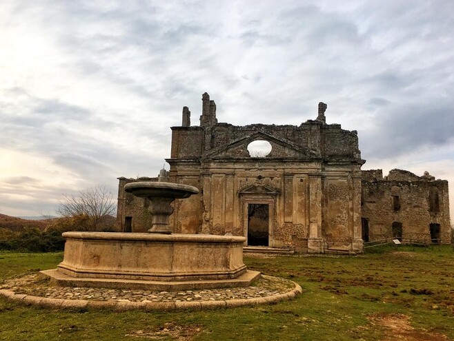 Monterano, il borgo fantasma - Str. Antica Monterano | Secret World Trip Planner