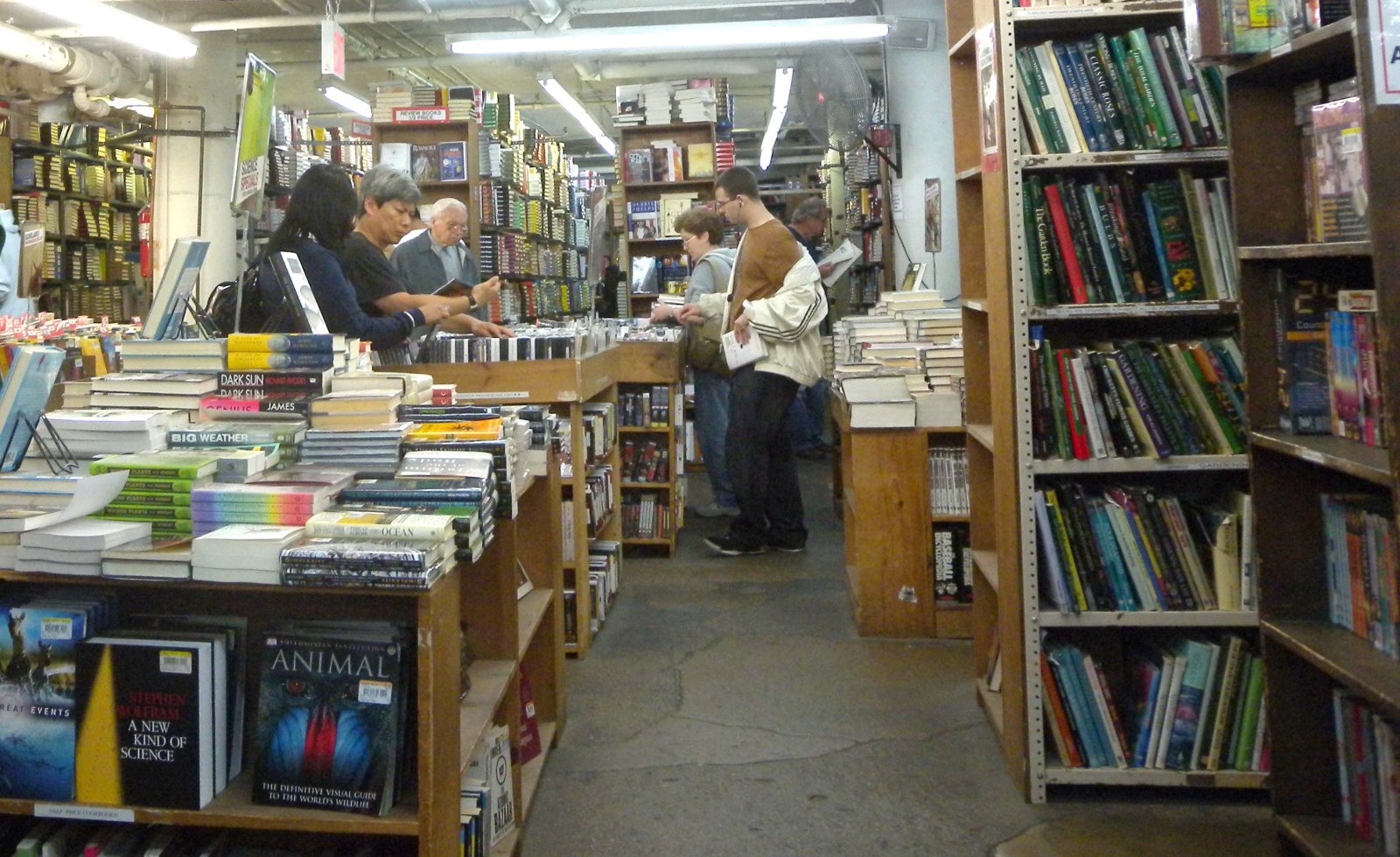 ニューヨーク：ストランド書店828ブロードウェイ店 - New York | Secret World Trip Planner