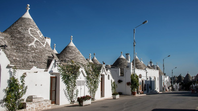 Wijk Monti - Alberobello | Secret World Trip Planner