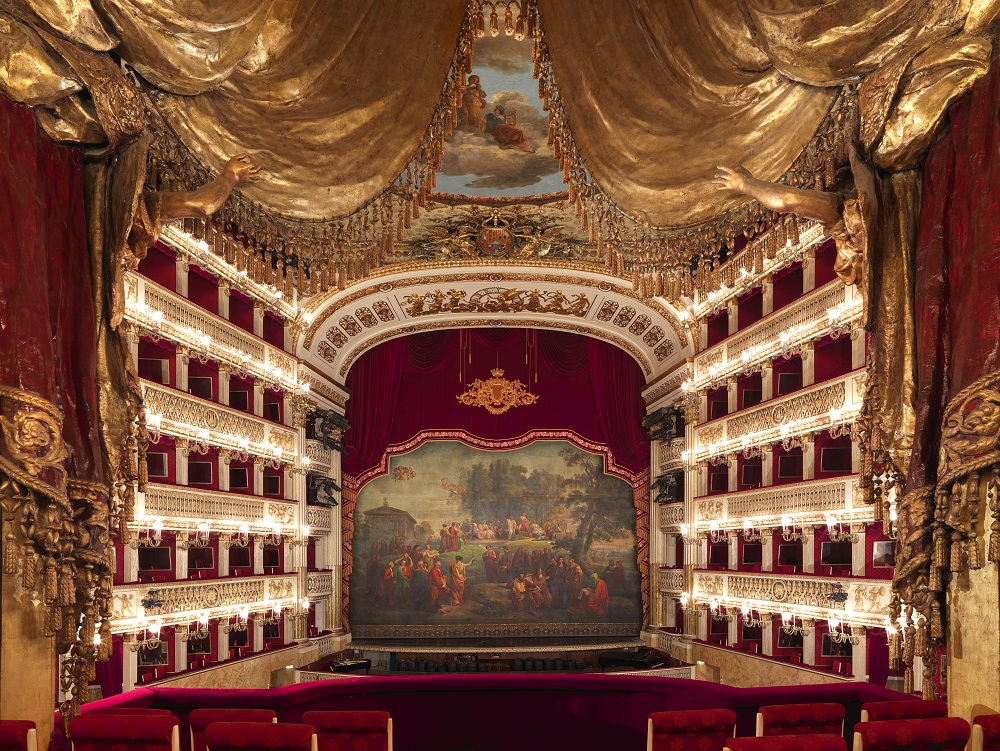 San Carlo Theater - Napoli | Secret World Trip Planner