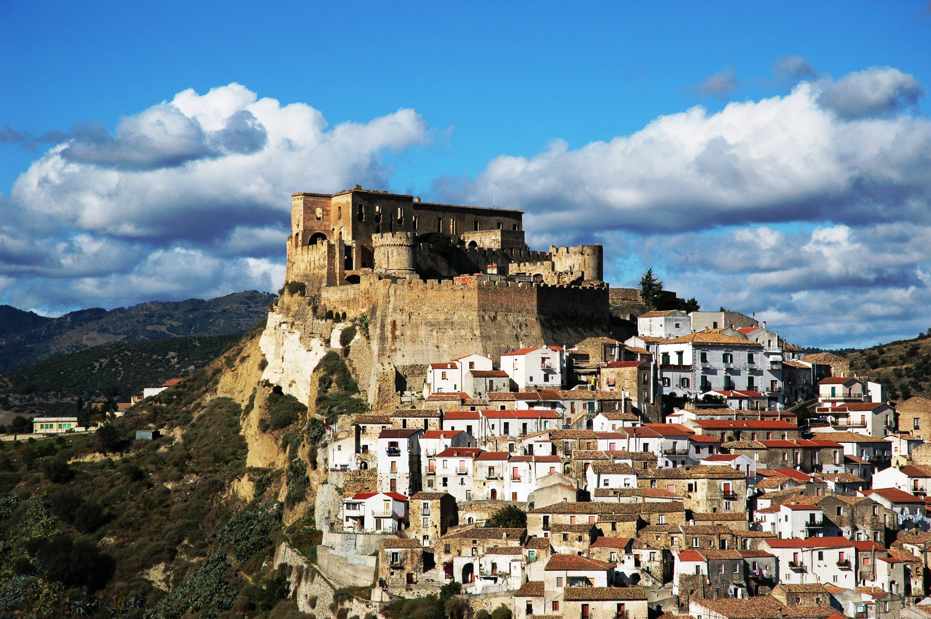 Rocca Imperiale, na corte de Frederick II - Rocca Imperiale | Secret World Trip Planner