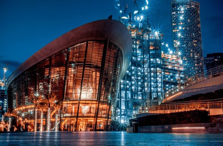 Die Oper von Dubai, ein strahlendes Zentrum von Kultur und Kunst — Dubai