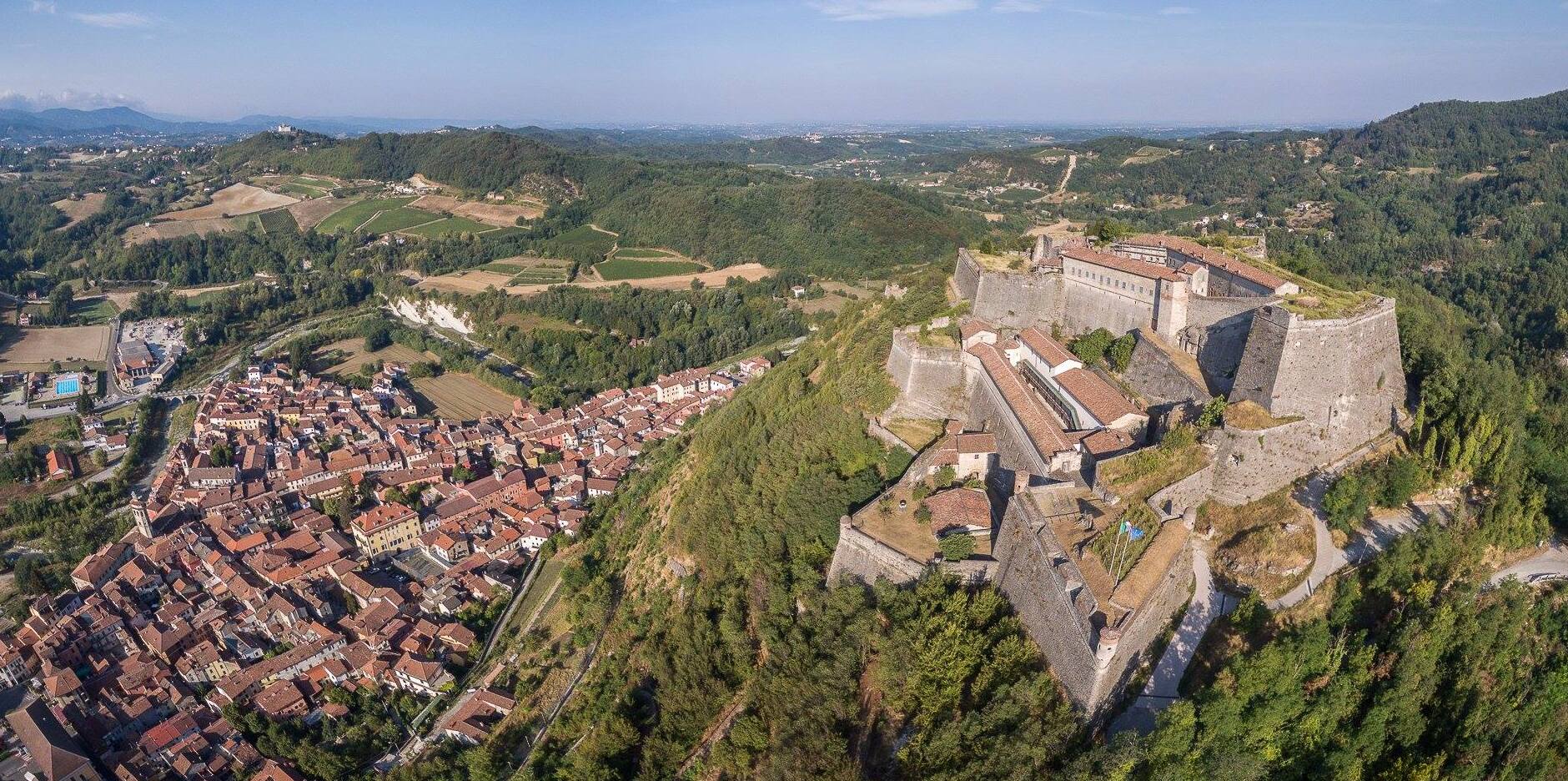 Il Forte di Gavi - Gavi | Secret World Trip Planner