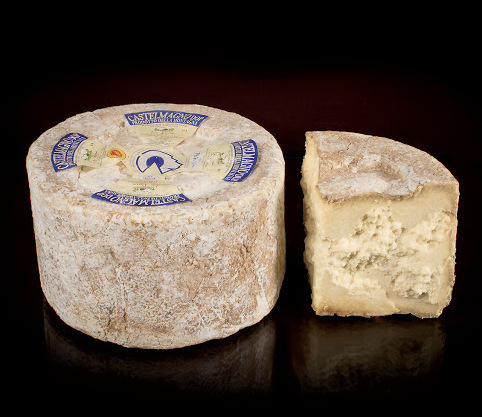 Castelmagno DOP: il re dei formaggi piemontesi - Monterosso Grana | Secret World Trip Planner