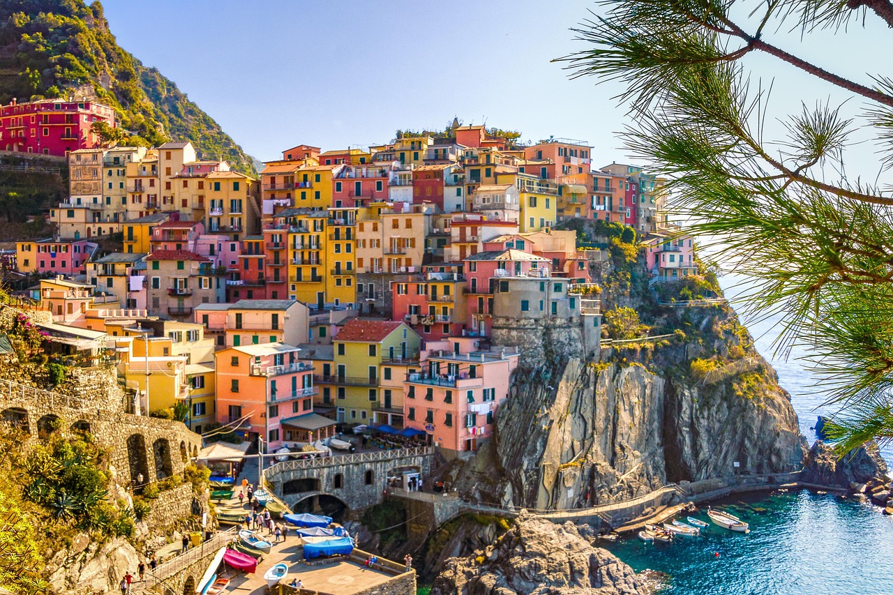 Cinque Terre naturalny i piękny świat  - Cinque Terre | Secret World Trip Planner