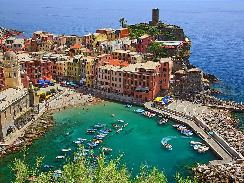 Vernazza is one of the most beautiful villages of Cinque Terre - Vernazza | Secret World Trip Planner