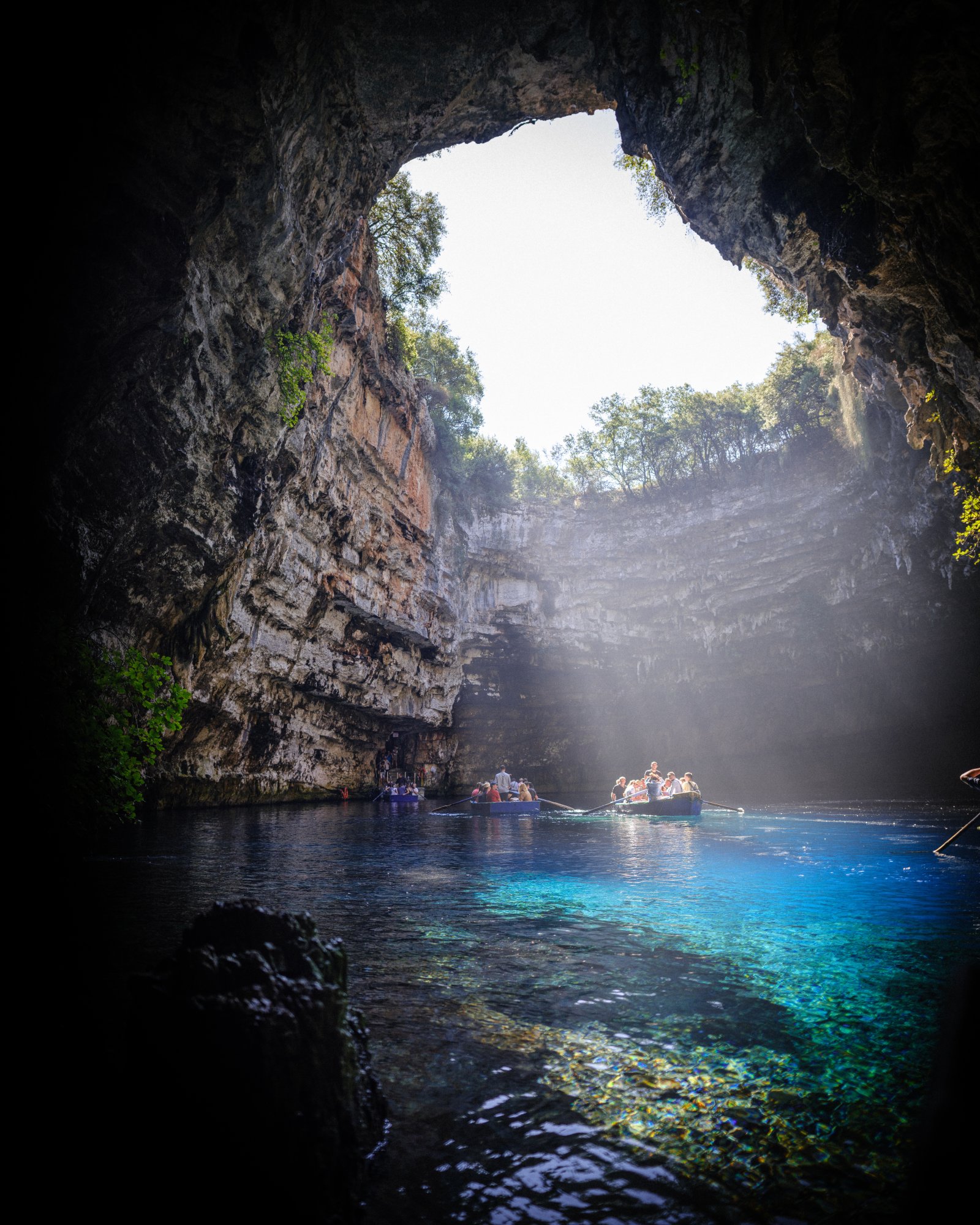 La Cueva de Melissani en Cefalonia - Sami | Secret World Trip Planner